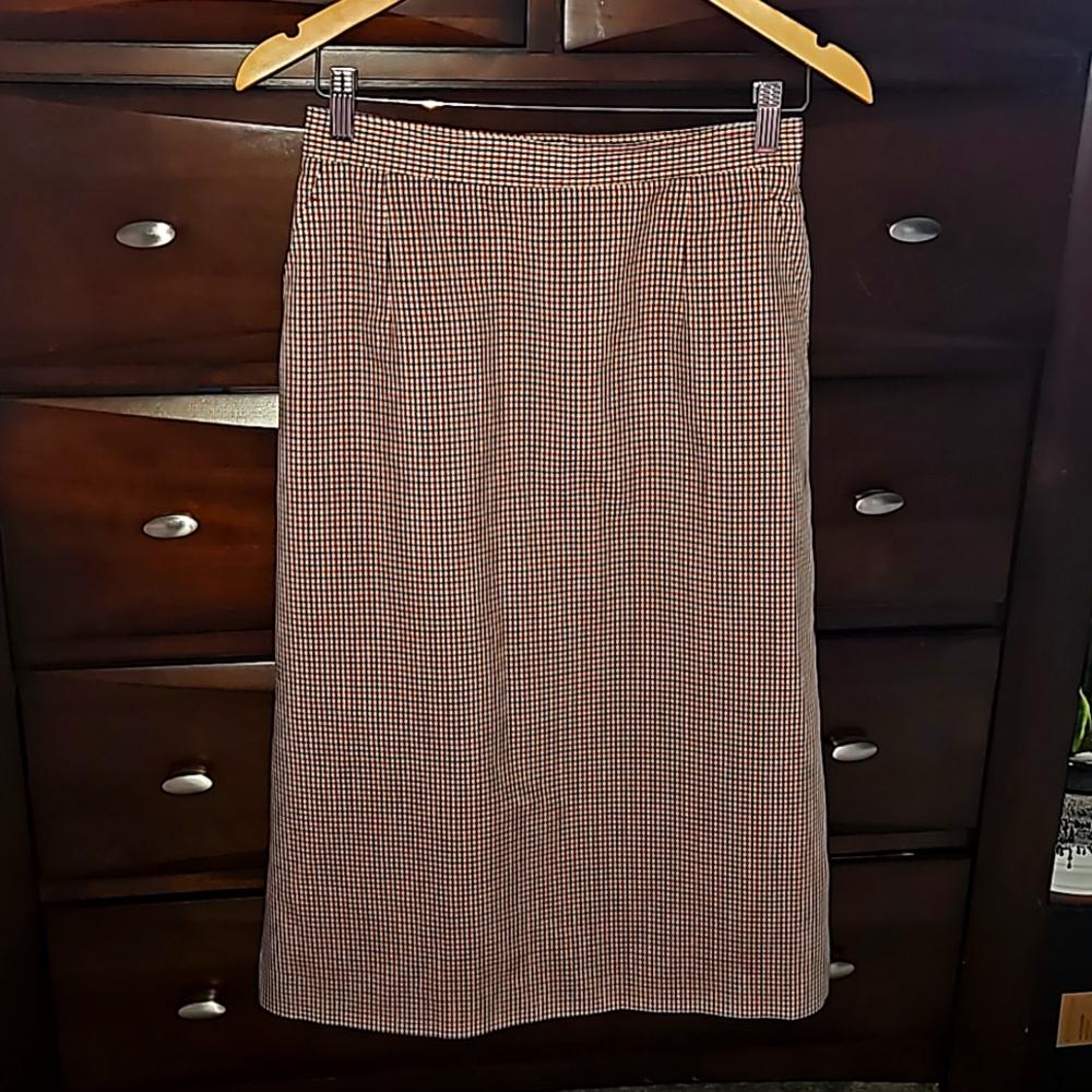 Vintage Skirt by Kaufmans of Montana reads size 10 and fits like a woman's 4.